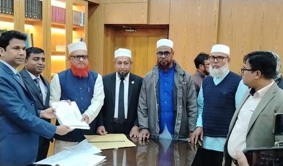 কুমিল্লায়-১১ আসনে ১২০ প্রার্থীর মনোনয়নপত্র সংগ্রহ, জমা দিয়েছেন ৪ জন