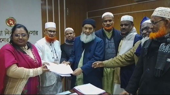 তানোরে মনোনয়ন পত্র দাখিল করলেন জামায়াত প্রার্থীর অধ্যাপক মজিবুর রহমান