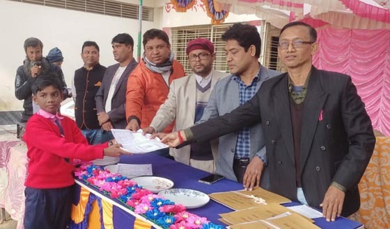 দেবহাটা মডেল সরঃ প্রাথঃ বিদ্যালয়ের বার্ষিক পরীক্ষার ফলাফল প্রকাশ