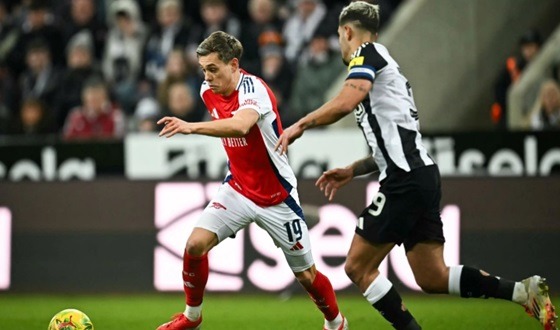 আর্সেনালকে কাঁদিয়ে কারাবাও কাপের ফাইনালে নিউক্যাসেল