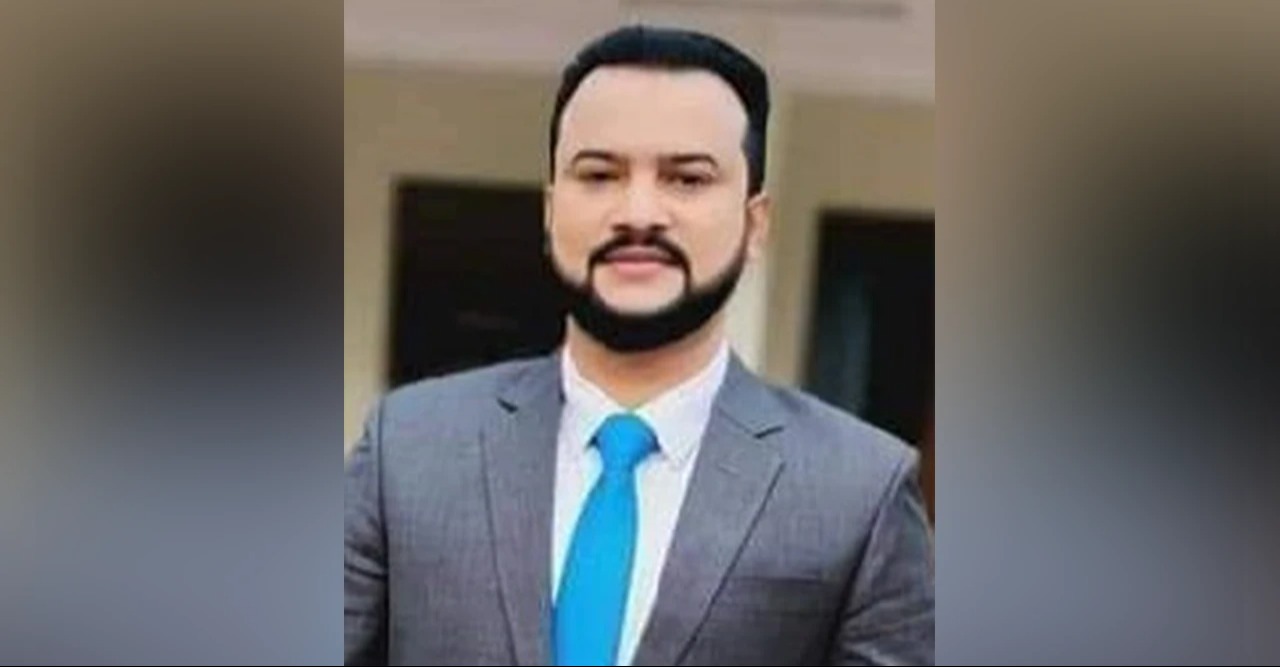 রিকশাচালককে জুতাপেটা-মারপিট করে ভাইরাল পবার সমাজসেবা কর্মকর্তা জাহিদ