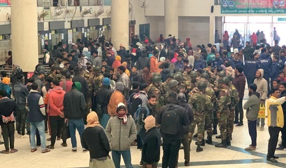 রাজশাহী রেলওয়ে স্টেশনে ভাঙচুর