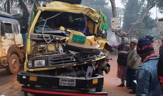 কলারোয়ায় সড়ক দুর্ঘটনায় নিহত ১