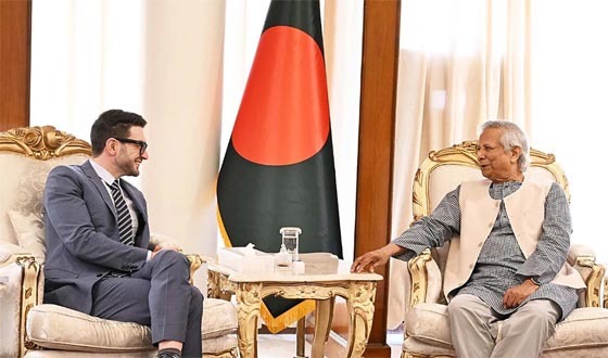 গণমাধ্যমে নজিরবিহীন স্বাধীনতা: প্রধান উপদেষ্টা