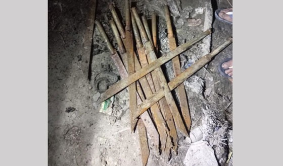 কালীগঞ্জে ১৪ টা রাম দা উদ্ধার