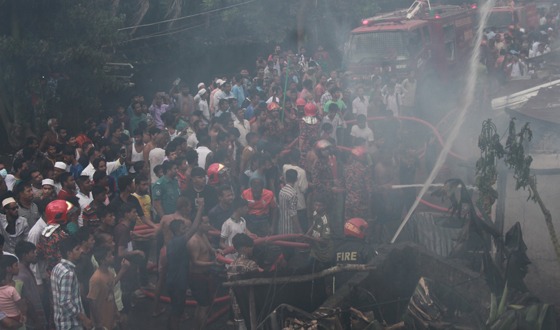 বরিশালে অগ্নিকান্ডে বসতবাড়ি ও ব্যবসায়ীক প্রতিষ্ঠান ভস্মিভূত