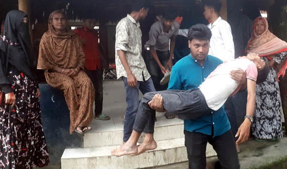 মণিরামপুর সড়ক দুর্ঘটনায় নিহত ২, আহত ৩!