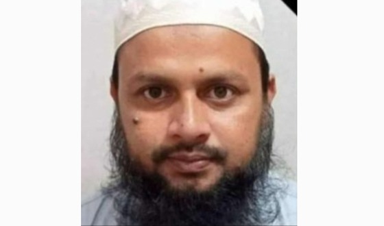 শিক্ষককে কুপিয়ে হত্যা, গণপিটুনিতে হামলাকারীর মৃত্যু