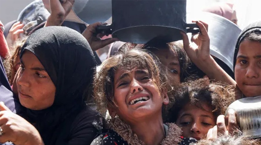 গাজায় অনাহারে একদিনে গেল ১৫ প্রাণ!