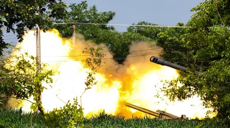 থাইল্যান্ড–কাম্বোডিয়া সীমান্তে উত্তপ্ত সংঘর্ষের দ্বিতীয় দিন: প্রাণ হারিয়েছে ১৬ জন