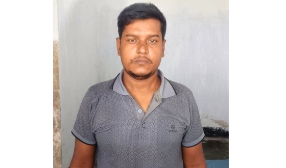 চাটমোহরে স্কুলছাত্রীকে ধর্ষন, ধর্ষনকারী গ্রেফতার