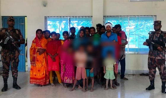 সীমান্ত দিয়ে বিএসএফের ৭০ জনকে পুশ-ইন