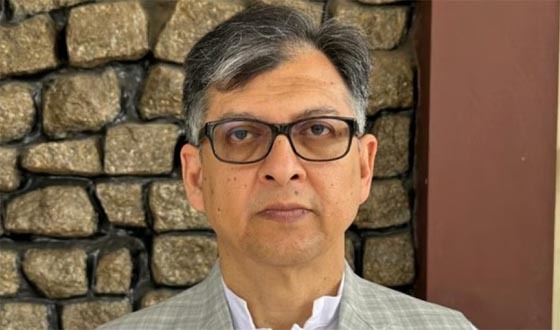 নির্বাচন বিলম্বিত হলে ষড়যন্ত্রের বাড়বে: সালাহউদ্দিন আহমেদ