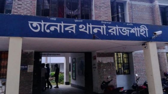 তানোরে ভুটভুটি কেড়ে নেয় সুদখোঁর, অভিমানে চালকের আত্মহত্যা