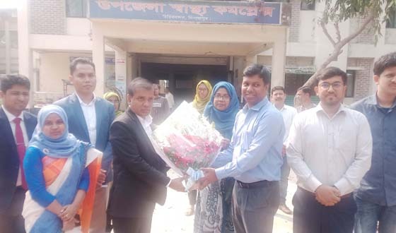 চিরিরবন্দরে জেলা প্রশাসকের বিভিন্ন অফিস পরিদর্শন ও মতবিনিময়