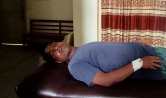 আশাশুনির শ্রীউলায় প্রতিপক্ষের হামলায় আহত ২