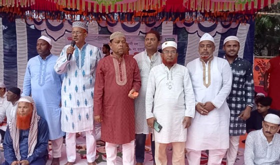 দেবহাটার নওয়াপাড়ায় বিএনপির ইফতার ও দোয়া মাহফিল