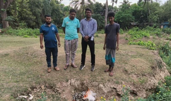 দেবহাটায় অভিযানে পুশকৃত বাগদা জব্দ, জরিমানা