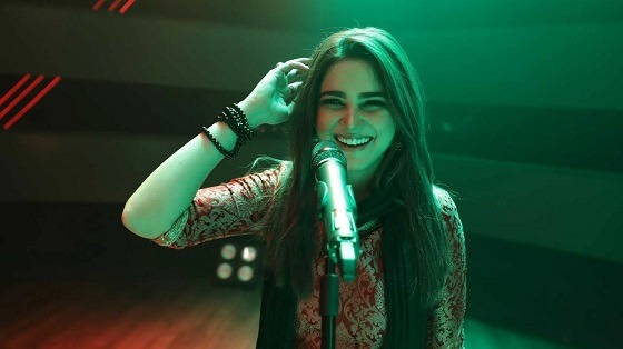 ঢাকায় আসছেন পাকিস্তানি কণ্ঠশিল্পী আইমা বেগ