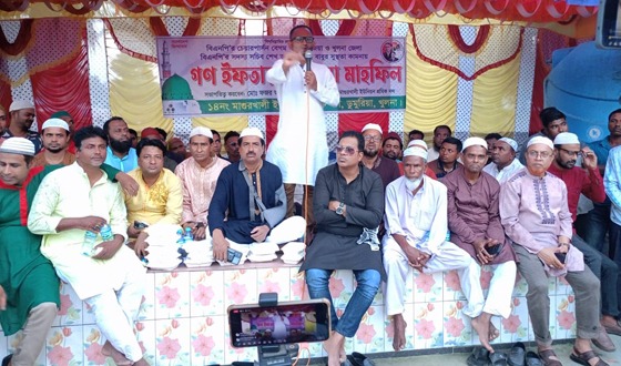 ডুমুরিয়ার মাগুরখালীতে শ্রমিক দলের ইফতার ও দোয়া মাহফিল