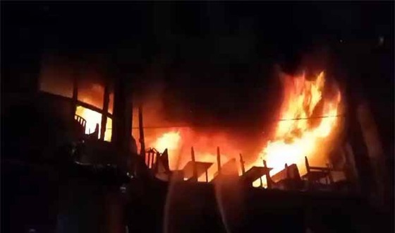 আবারও বেইলি রোডে আগুন, জীবিত উদ্ধার ১৮