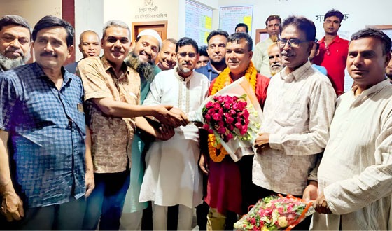 ধামইরহাটে যুবদল নেতা জাহাঙ্গীরকে গণসংবর্ধণা