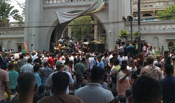 ইসরাক সমর্থকদের নগরভবন ব্লকেড কর্মসূচী, কার্যক্রম বন্ধ