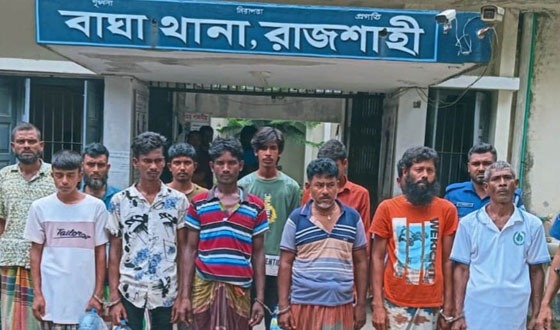 বাঘায় পুলিশের বিশেষ অভিযানে গ্রেফতার ১৩