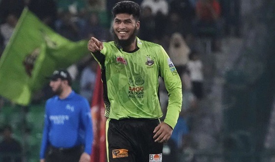 সাকিবের ডাক, রিশাদের ৩ উইকেট; ফাইনালে লাহোর