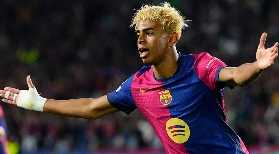 বার্সার সাথে চুক্তি নবায়ন করলেন ইয়ামাল