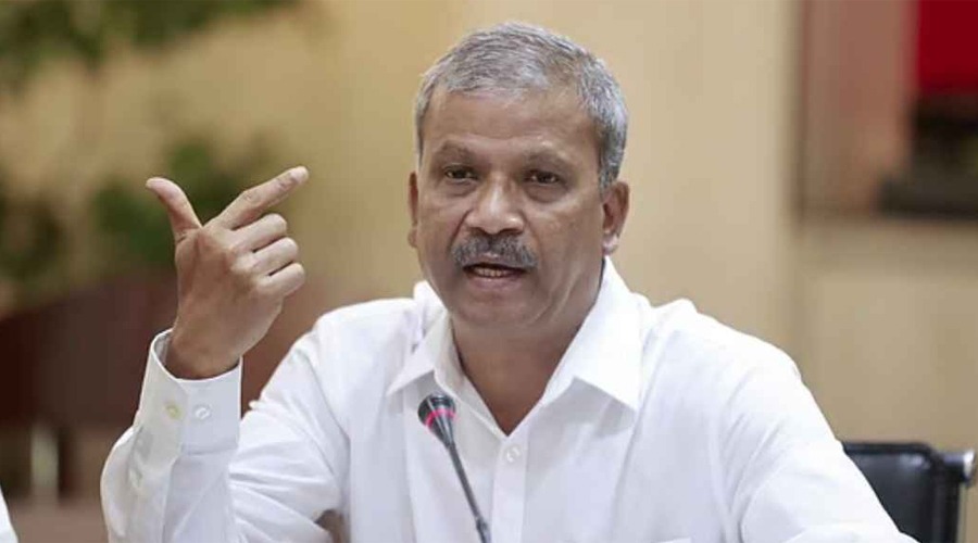 আমার লোক, তোমার লোক ব্যাধি থেকে দলগুলোকে বের হতে হবে: আইন উপদেষ্টা