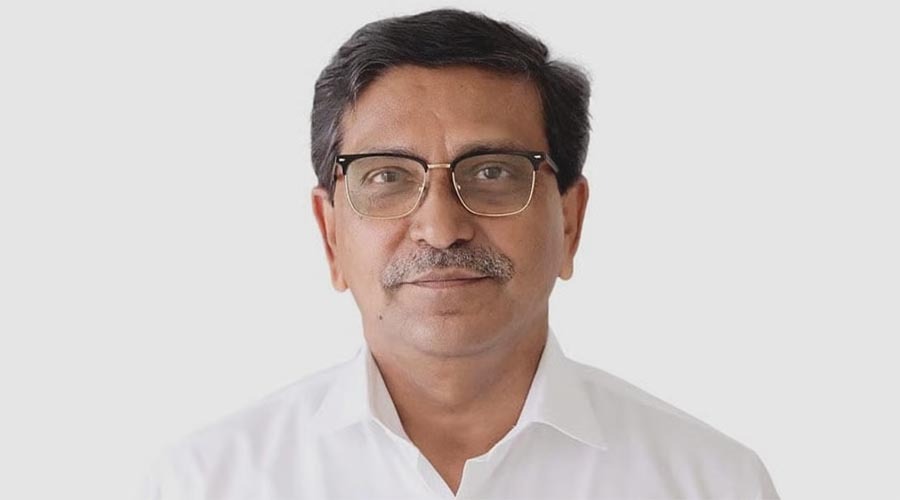 হানিফসহ চারজনের বিচার শুরু, গ্রেফতারি পরোয়ানা জারি