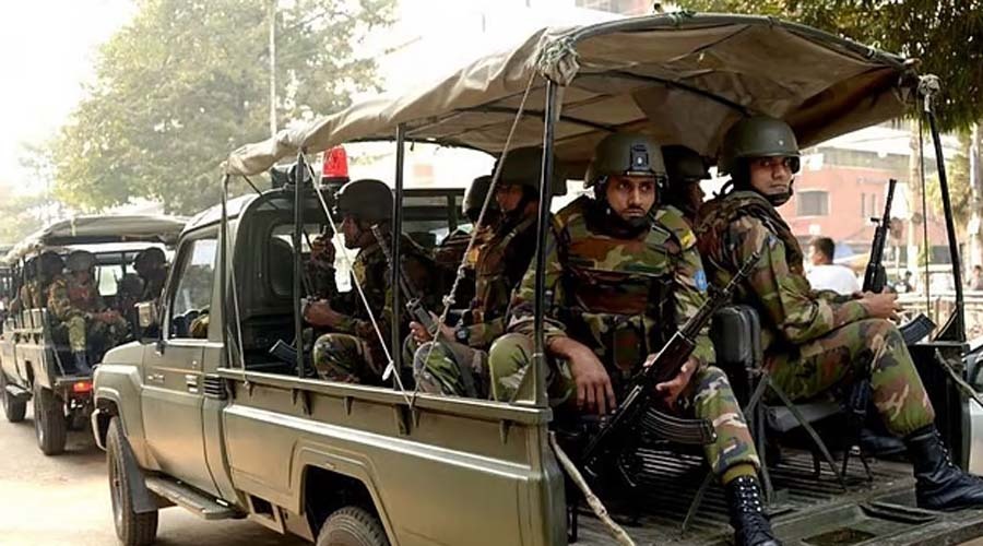 সশস্ত্র বাহিনীর ম্যাজিস্ট্রেসি ক্ষমতা বাড়ল আগামী বছরের ফেব্রুয়ারি পর্যন্ত