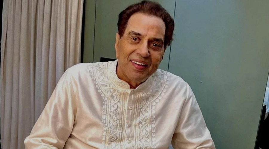 ধর্মেন্দ্রর মৃত্যুর গুজবে যা বললেন তার পরিবার