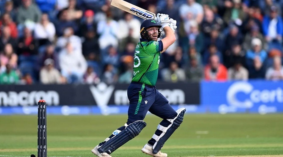 আয়ারল্যান্ড দল থেকে ছিটকে গেলেন অ্যাডেয়ার