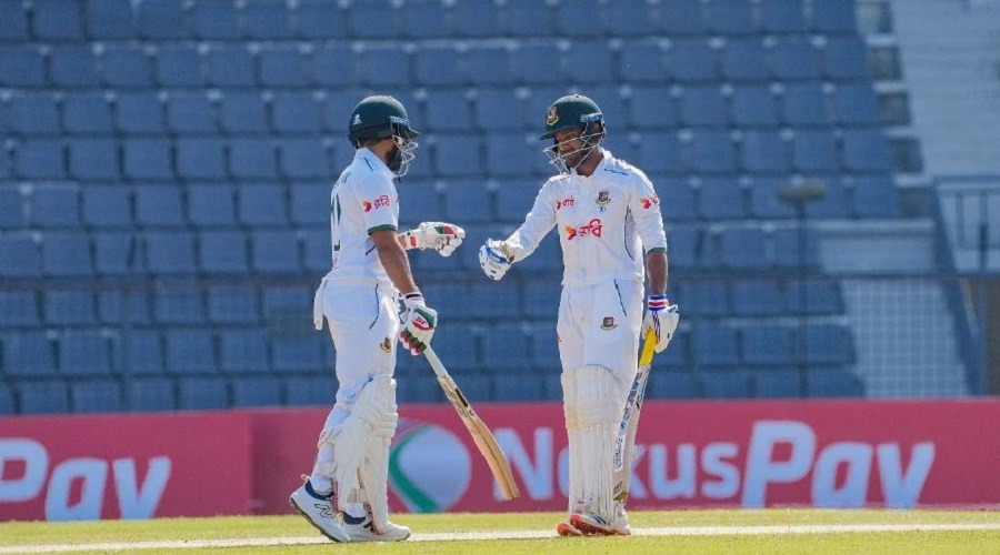 দ্বিতীয় দিনে পুরোটা সময়েই দাপট দেখালো টাইগাররা