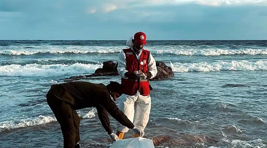 লিবিয়া উপকূলে নৌকাডুবি, বাংলাদেশি ২৬ যাত্রীর চারজনের মরদেহ উদ্ধার