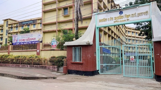 রাজশাহী শিক্ষাবোর্ডে এইচএসসির ফল পুনঃনিরীক্ষণ ফেল থেকে পাস ৫৩ জন