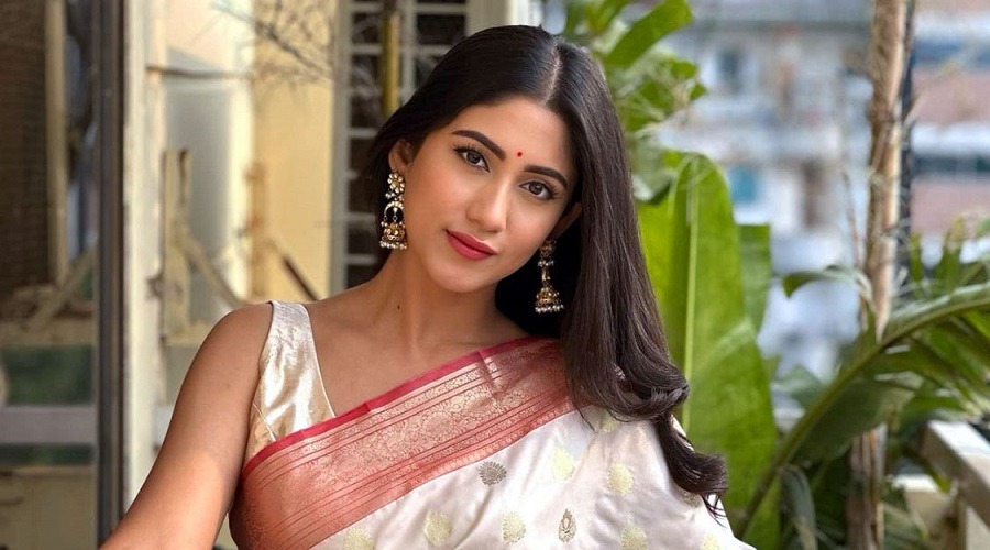 দীর্ঘ বিরতির পর বড়পর্দায় ফিরছেন সাফা কবির