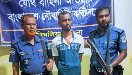 দিঘলিয়ায় হত্যা মামলার পলাতক আসামি গ্রেফতার
