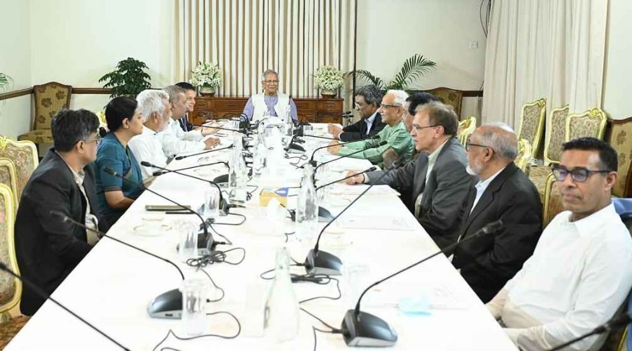 নির্বাচনকে সামনে রেখে সংস্কার চূড়ান্ত করার আহ্বান প্রধান উপদেষ্টার