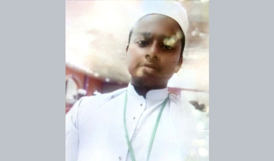 পার্বতীপুরে কাভার্টভ্যান চাকায় পিষ্টে মোটরসাইকেল চালকের মৃত্যু