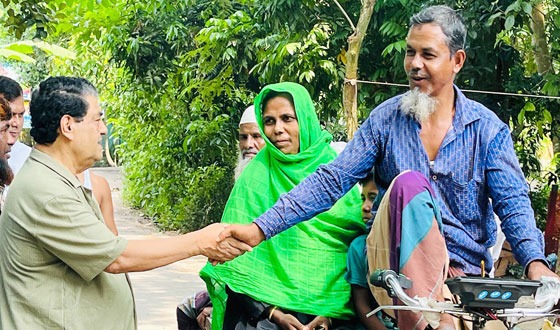 বরিশাল-১ আসনে বিএনপির কেন্দ্রীয় নেতার গণসংযোগ