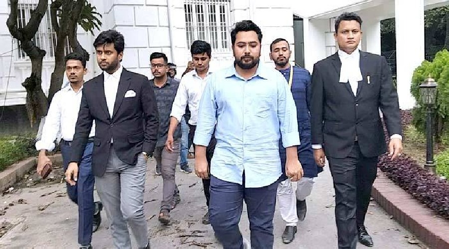 দল হিসেবে আওয়ামী লীগকে বিচারের মুখোমুখি করা উচিত: নাহিদ ইসলাম