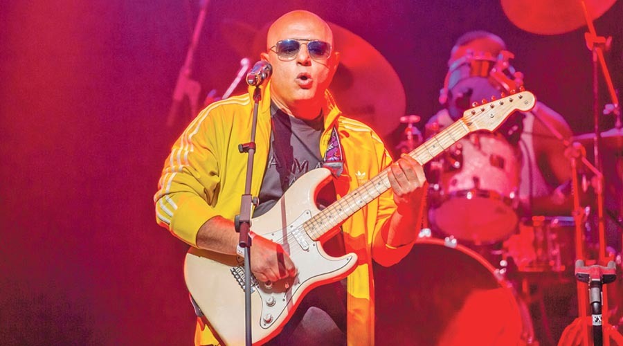 ৬ বছর পর ঢাকায় আসছেন ‘দ্য ভয়েস অব জুনুন’ আলী আজমত