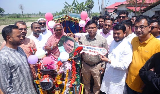 প্রধানমন্ত্রীর উপহারে বদলে গেল টুলি বেগমের জীবন