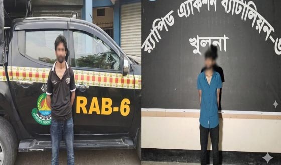 খুলনায় ২ অস্ত্রধারী সন্ত্রাসী গ্রেফতার