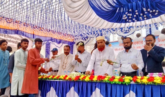 নবাবগঞ্জে পাইলট উচ্চ বিদ্যালয়ে বিদায়, বরণ ও সংবর্ধনা