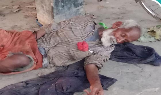 বাকরুদ্ধ বৃদ্ধের ঠাঁই হলো না পরিবারের কাছে