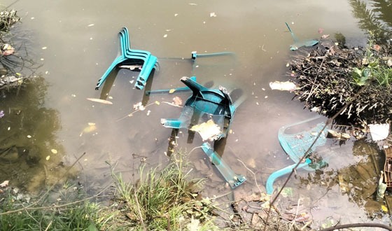 বিএনপি নেতার অফিসে হামলা চালিয়ে ভাঙচুর, মারধর